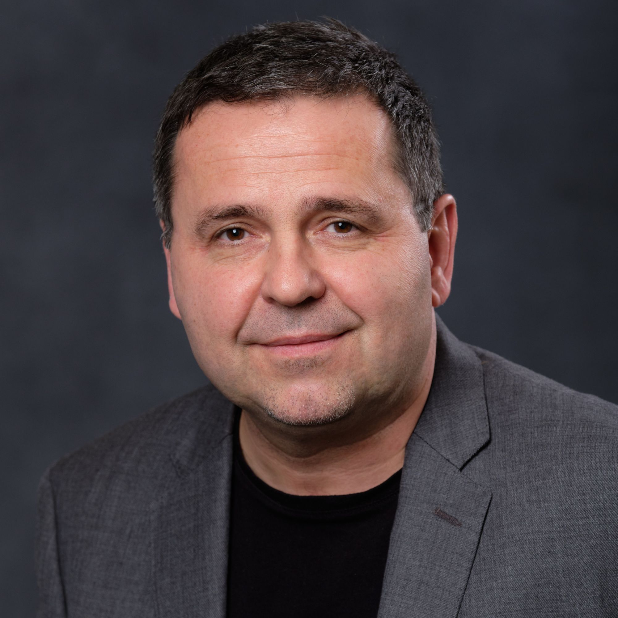 Dr. Max Sungurov, MD, MBA